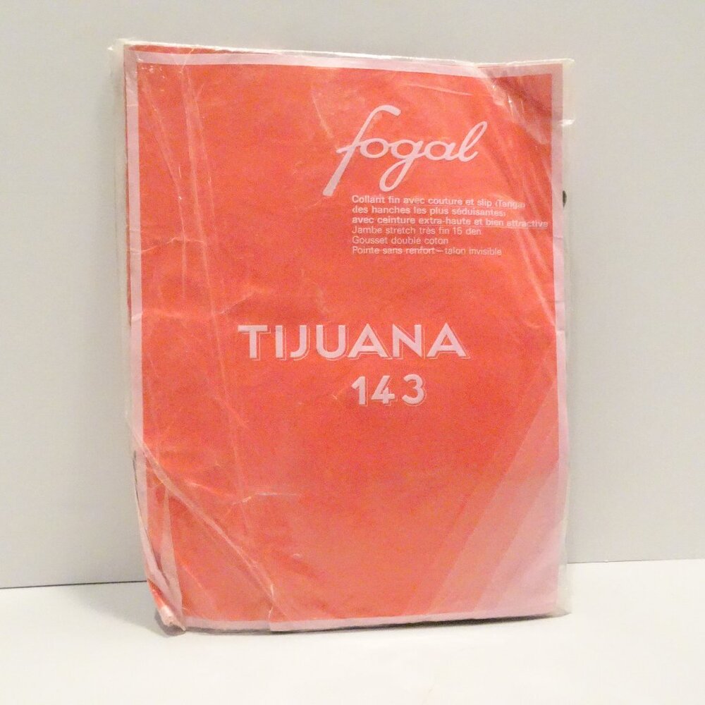 Fogal Womens Pantyhose Tijuana 143 Size Medium Marine New Sheer Nylons